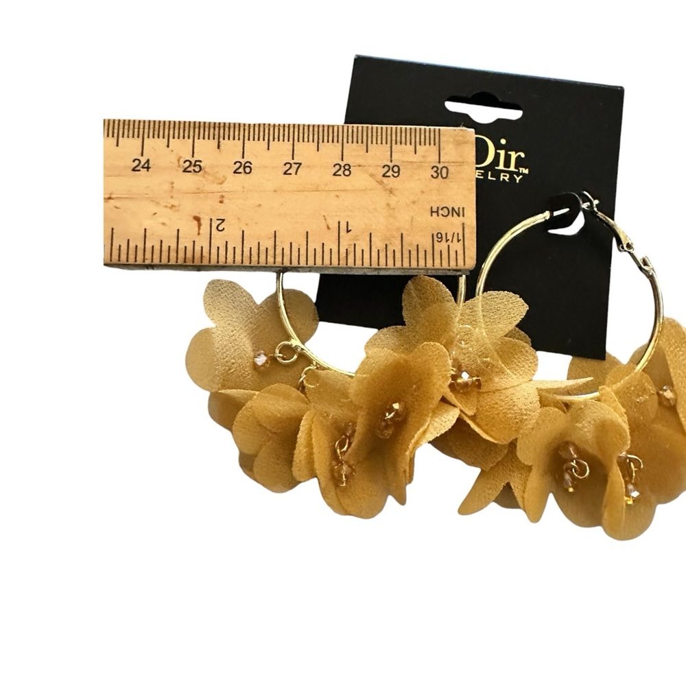 nOir Jewelry Gold Hoop Floral Earrings Mustard Flower Statement - Picture 7 of 8